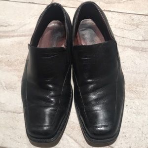 Men’s Johnston and Murphy black shoes